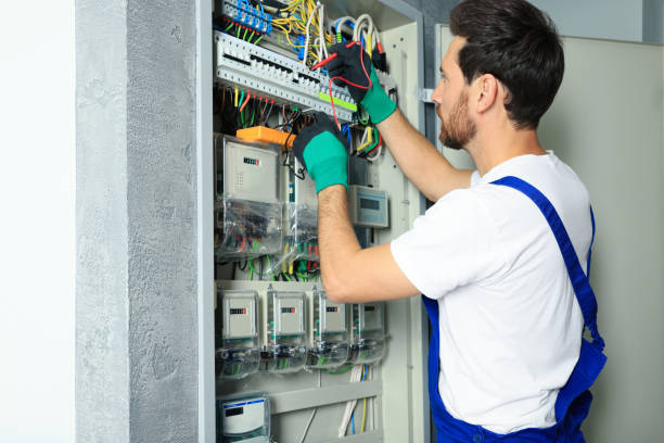 Best Licensed Electrician  in Naples, FL
